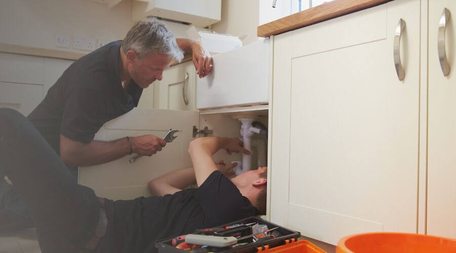 Professional burst pipe repair services in McNabb, IL